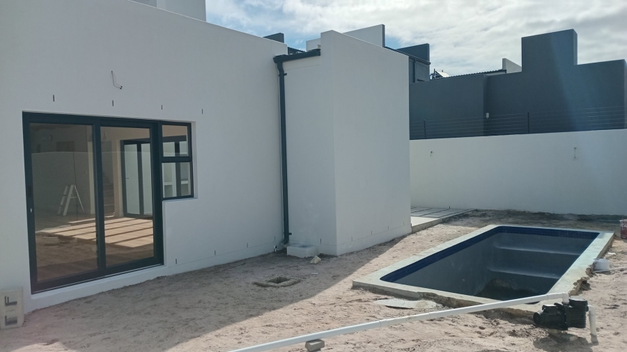 4 Bedroom Property for Sale in Sandown Western Cape